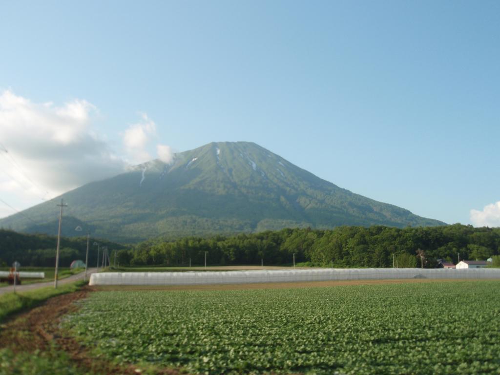 Niseko Hot Spring Ikoino Yuyado Iroha Hotel Exterior photo